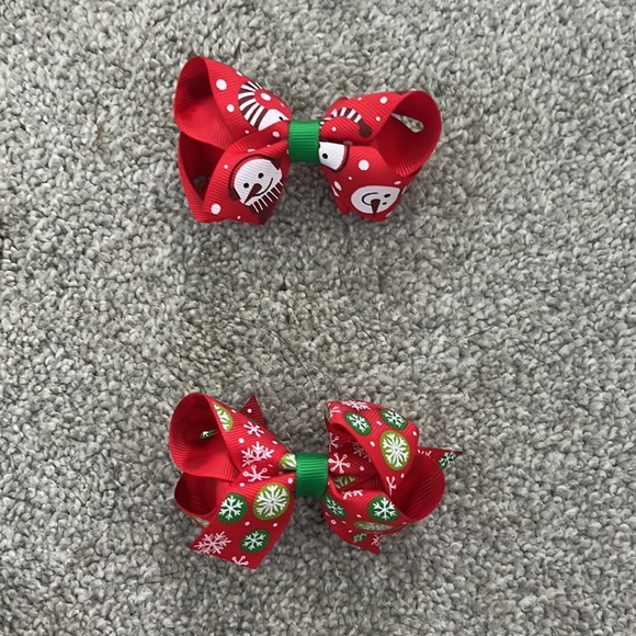 Girl’s Christmas Hair Bows Mystery Pack of 4 - Picture 3 of 4